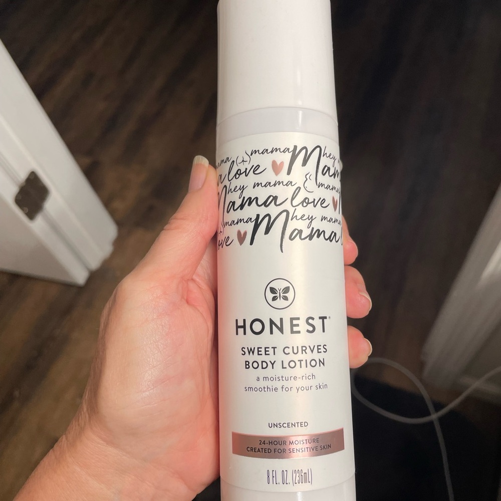 🥳ON Sle🎉Huge Bundle of motherhood care for your body all new and unopened - Picture 16 of 17